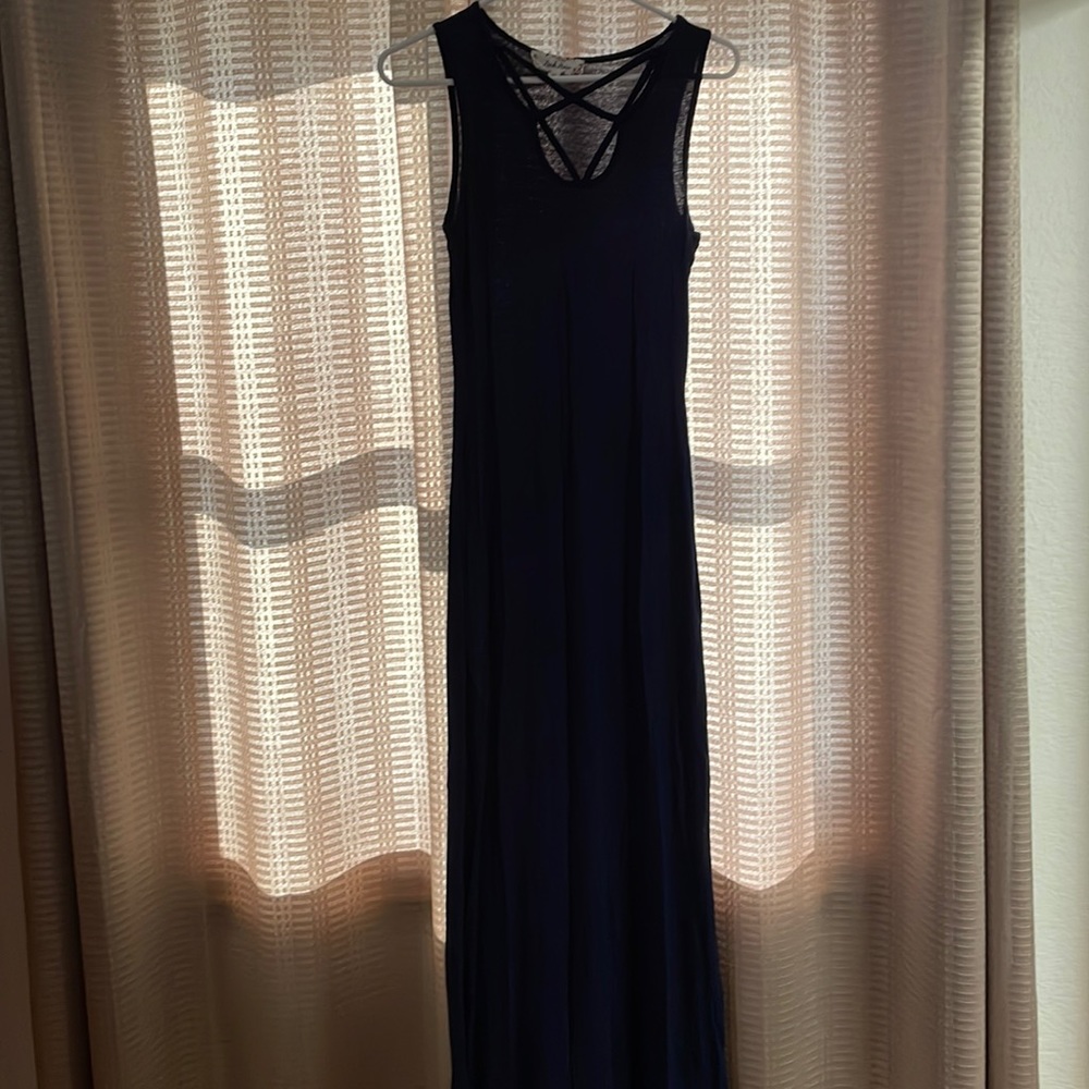 ❤️5/$20 Bundle Navy XS maxi dress